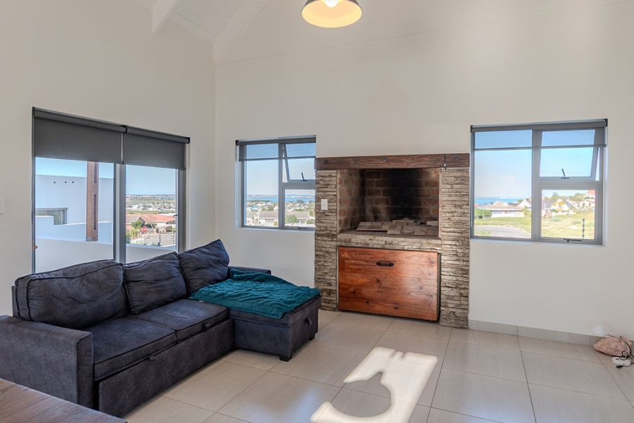 To Let 2 Bedroom Property for Rent in Welgedaan Estate Western Cape